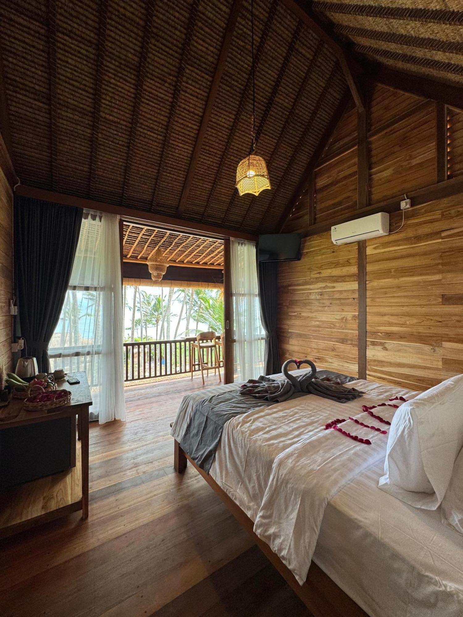 Uma Pantai Seseh Hotel Canggu Buitenkant foto